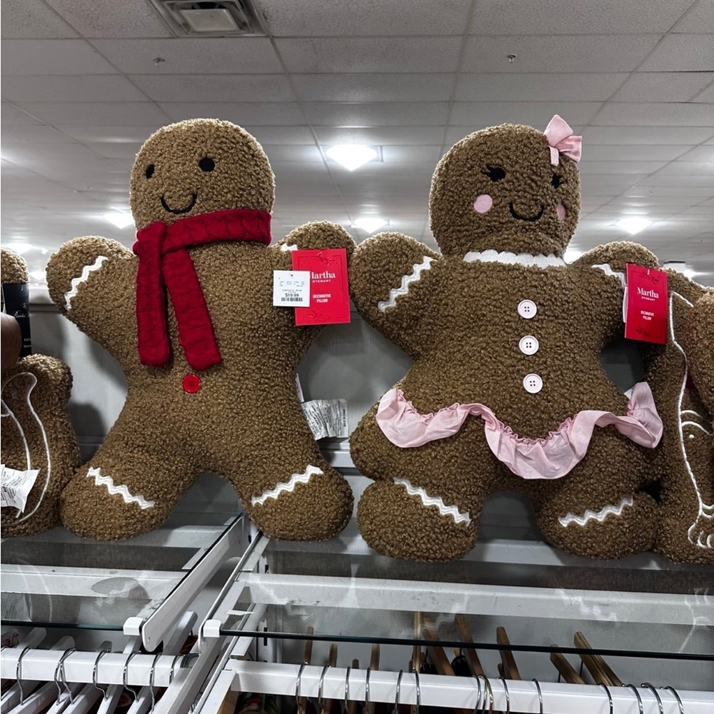 Martha Stewart Gingerbread Plush Set